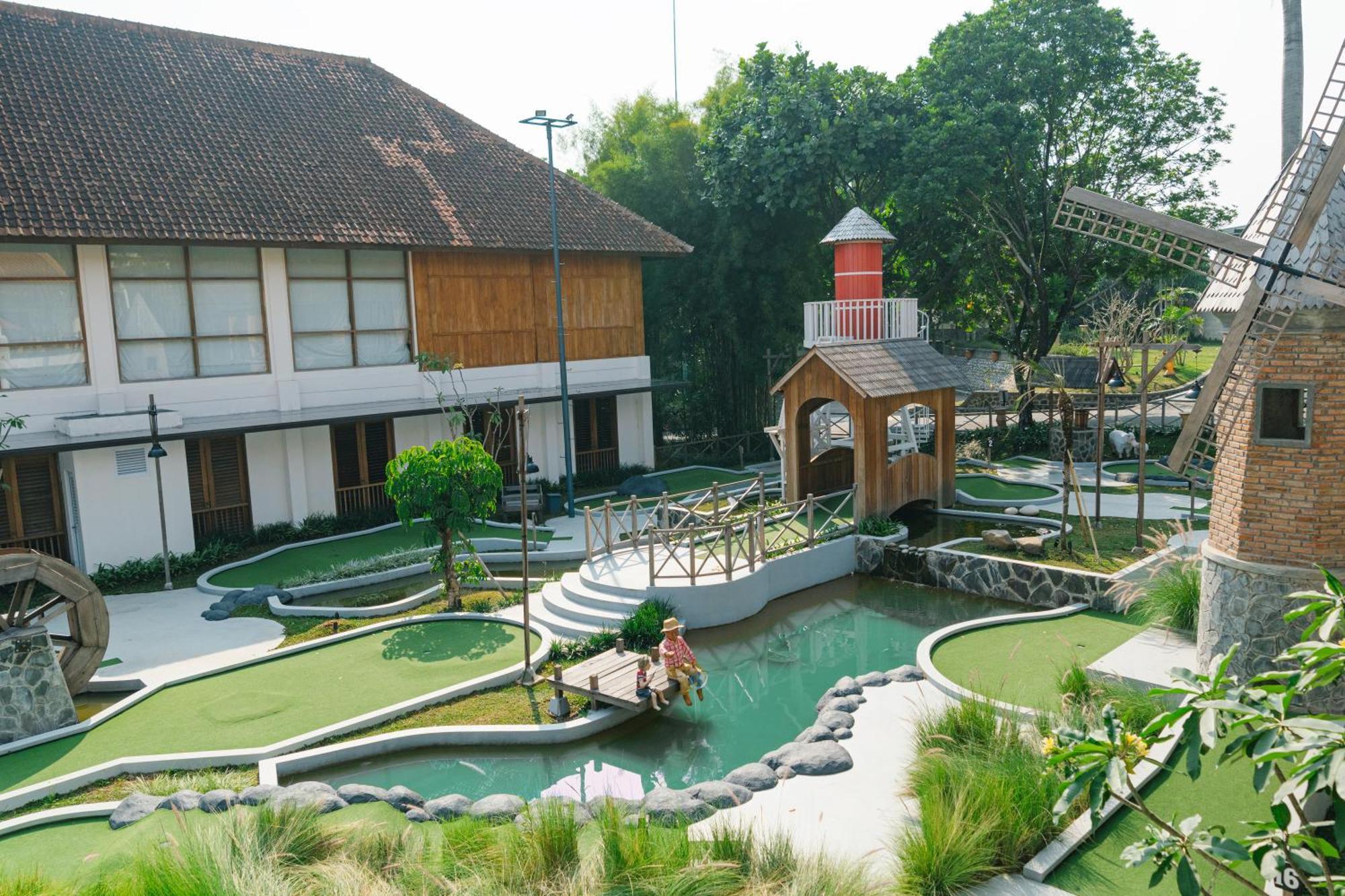 Novus Giri Resort y Spa Puncak Exterior foto