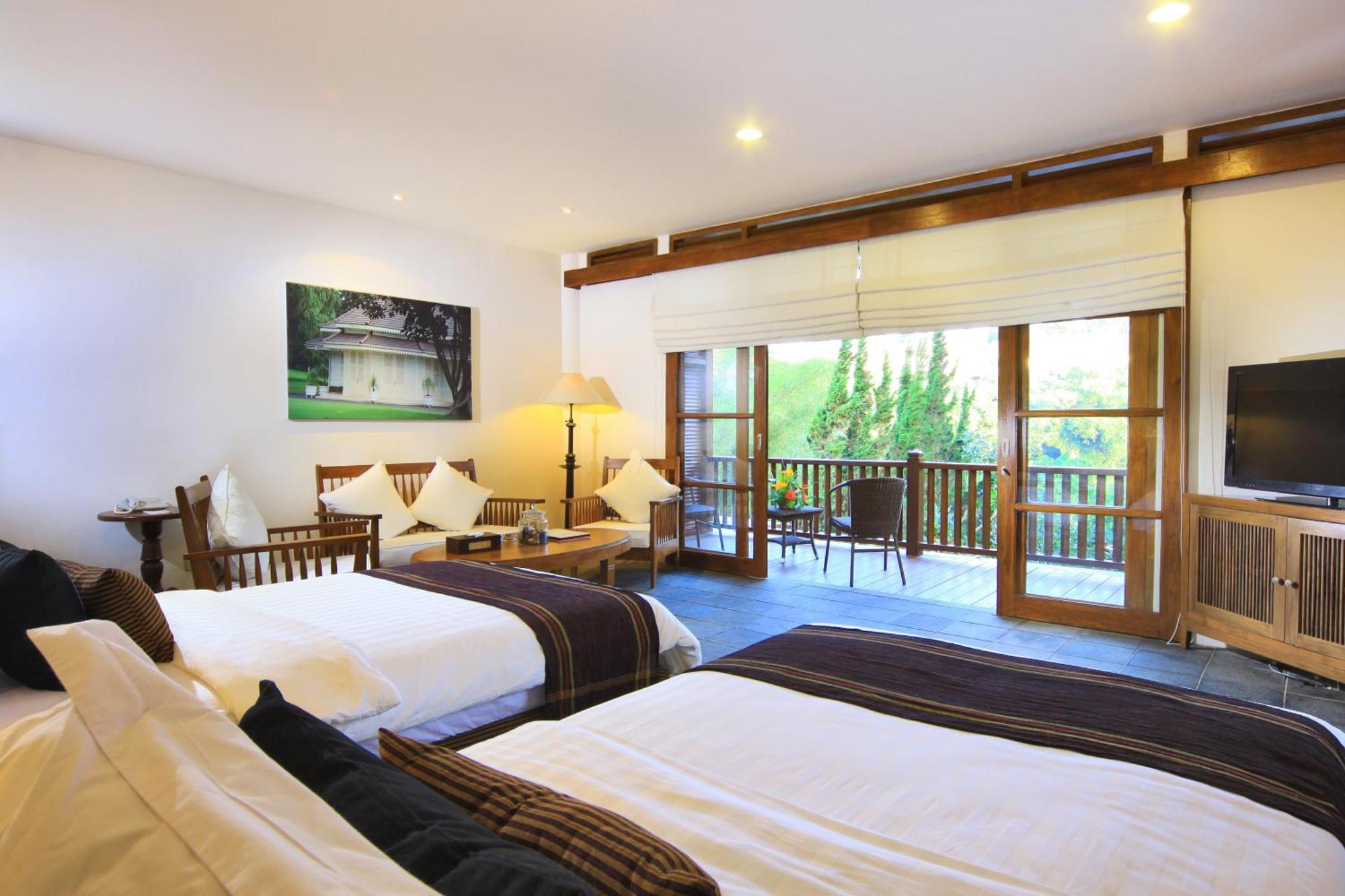 Novus Giri Resort y Spa Puncak Exterior foto